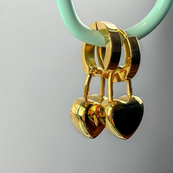 Gold Plated Huggie Hoop Heart Earrings Heart Pendant Earrings - Picture 7 of 11